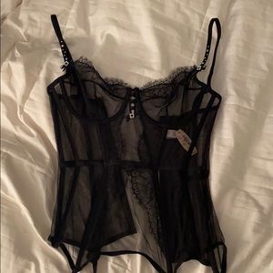 Sexy 34D Victoria’s Secret corset NWT